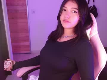 Moonbella_Bell Chaturbate stream image from September 24, 2025
