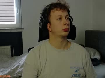 Maxxoncam Chaturbate stream image from September 24, 2025