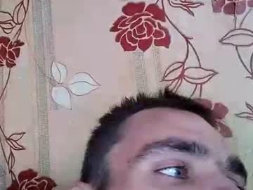 2mikeek Chaturbate stream image from September 24, 2025