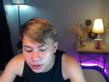 Hotfucker_Drei Chaturbate stream image from September 24, 2025