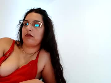 Miareys Chaturbate stream image from September 24, 2025