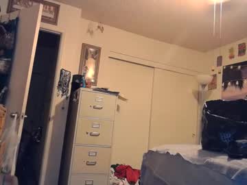 Vixenfyre Chaturbate stream image from September 24, 2025