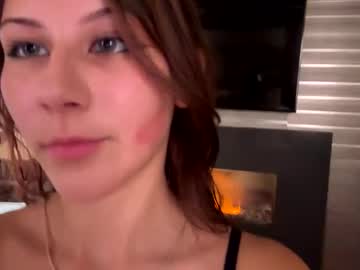 Deliciousnoni Chaturbate stream image from September 24, 2025
