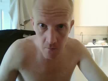 Londonerg Chaturbate stream image from September 24, 2025