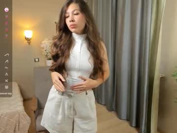 Belindatoczek Chaturbate stream image from September 24, 2025