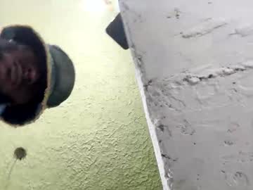 Curvblack Chaturbate stream image from September 24, 2025