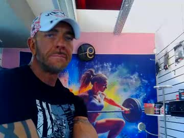 Fabxxxl Chaturbate stream image from September 24, 2025