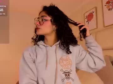 Puffy_Hearth Chaturbate stream image from September 24, 2025