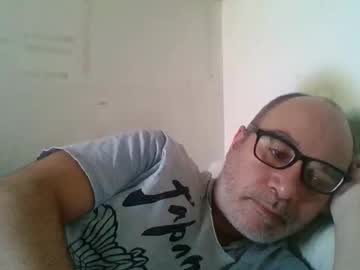 Flashdreaming Chaturbate stream image from September 24, 2025