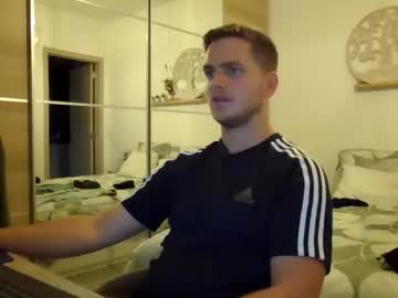Syl092 Chaturbate stream image from September 24, 2025