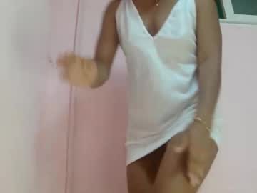 Samina2255 Chaturbate stream image from September 24, 2025