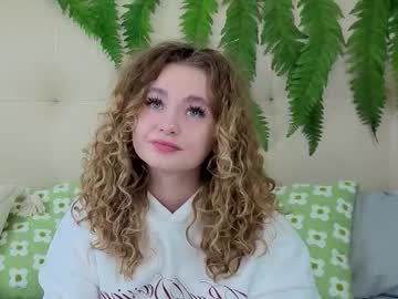 Sara_Marlen Chaturbate stream image from September 24, 2025