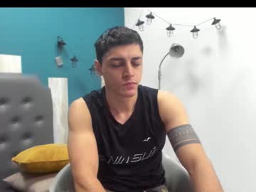 Frank_Millers Chaturbate stream image from September 24, 2025