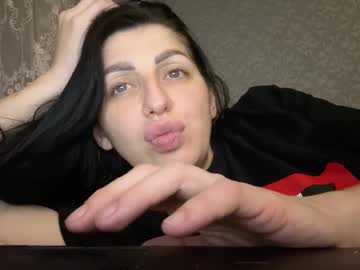 Jennifermoore_ Chaturbate stream image from September 24, 2025