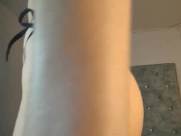 Nova_Snow Chaturbate stream image from September 24, 2025