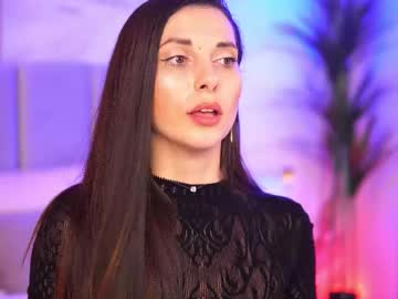 Ellylynn Chaturbate stream image from September 24, 2025