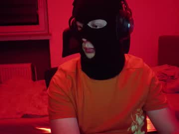 Lustindisguise Chaturbate stream image from September 24, 2025
