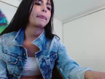 Mylu_11 Chaturbate stream image from September 24, 2025