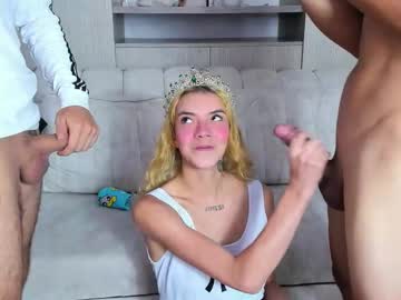 Skygirls_ Chaturbate stream image from September 24, 2025