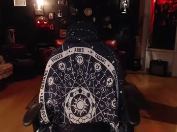 Gothstripper Chaturbate stream image from September 25, 2025