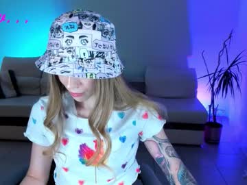 Meeeeeow08 Chaturbate stream image from September 25, 2025