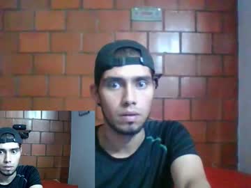 Latinmansmoking Chaturbate stream image from September 25, 2025