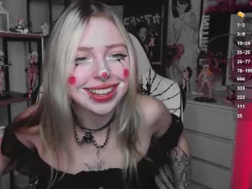 Leiladwight Chaturbate stream image from September 25, 2025