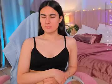 Heyalena Chaturbate stream image from September 25, 2025