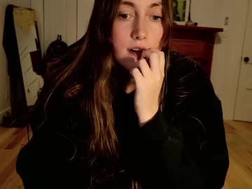 Clover_Tully Chaturbate stream image from September 25, 2025