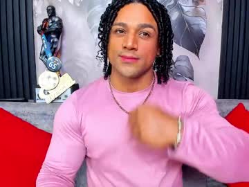 Mike_Estevess Chaturbate stream image from September 25, 2025