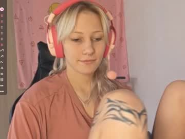Little_Soyia Chaturbate stream image from September 25, 2025