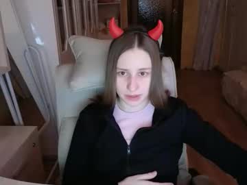 Naebina Chaturbate stream image from September 25, 2025