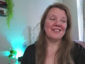 Anna_Bones Chaturbate stream image from September 25, 2025
