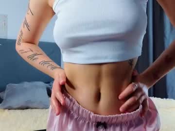 Orasaro Chaturbate stream image from September 25, 2025