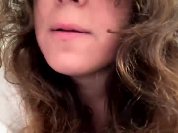 Rebekkalucky Chaturbate stream image from September 25, 2025