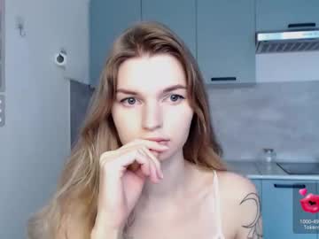 Lookoluna Chaturbate stream image from September 25, 2025