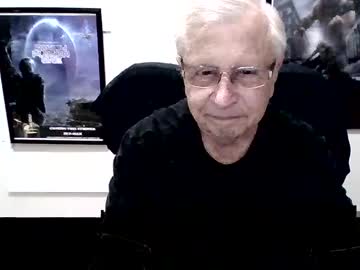 Funclemike Chaturbate stream image from September 25, 2025
