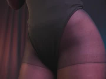 Pieneapple Chaturbate stream image from September 25, 2025