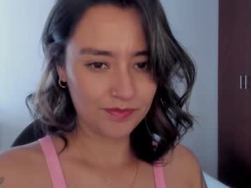 Macarenax Chaturbate stream image from September 25, 2025