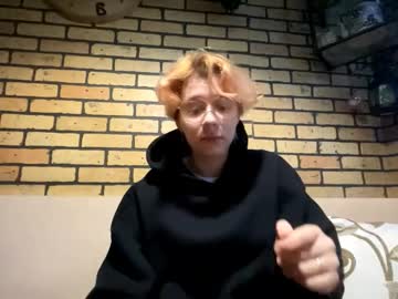 Myeshacovarrubio Chaturbate stream image from September 25, 2025