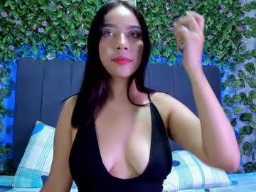 Evelin_33 Chaturbate stream image from September 25, 2025