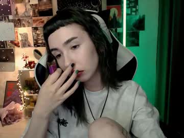Julscinamon Chaturbate stream image from September 25, 2025