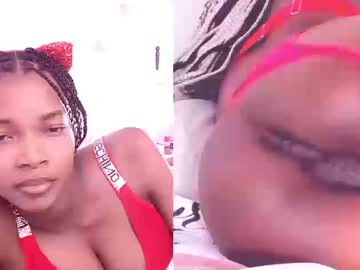 Lunna_Thomson Chaturbate stream image from September 25, 2025