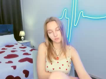 Yasminasage Chaturbate stream image from September 25, 2025