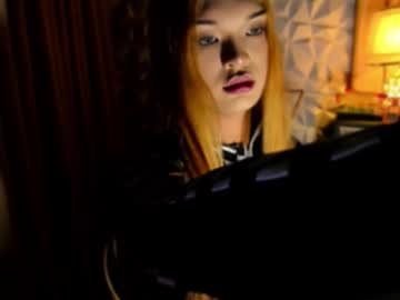 Urladyprincessmassivecock Chaturbate stream image from September 25, 2025