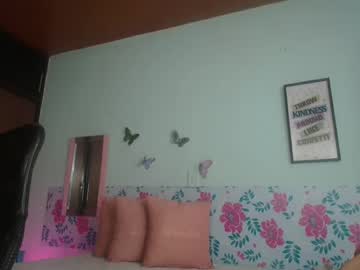 Gigimiler8 Chaturbate stream image from September 25, 2025
