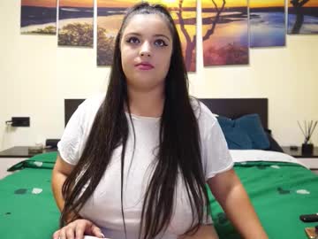 Adellineee Chaturbate stream image from September 25, 2025