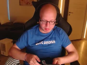 Hoyboydkk Chaturbate stream image from September 25, 2025