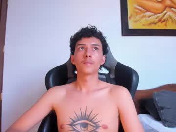 Santi_Twink19 Chaturbate stream image from September 25, 2025
