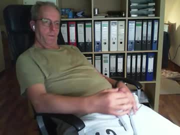 Lefti27 Chaturbate stream image from September 25, 2025
